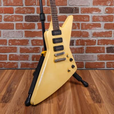 Gibson Explorer III Alpine White 1984 w/Hard Shell Case image 3