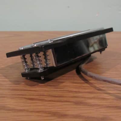 1982 Peavey T-40 Bass Neck Pickup image 3