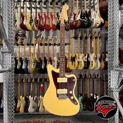 Fender   Jazzmaster American Performer Vintage White image 2