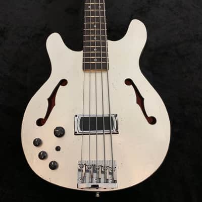 Wrong Way Customs 5 String Semi-Hollowbody Bass 2019 Silver Leaf image 2