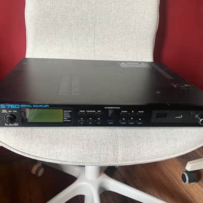 Roland S-760 Sampler - FDD Simulator Upgraded - 100V Japan Model