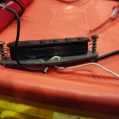 FENDER STRATOCASTER PICKUP 1976 grey bottom, rewound, reads 5.83 image 5