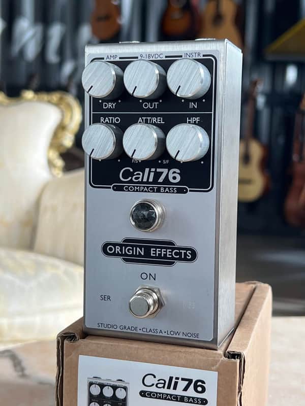 Origin Effects Cali 76 Compact Bass v1 image 1