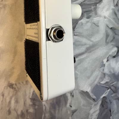 Electro-Harmonix Canyon 2017 - Present White image 3