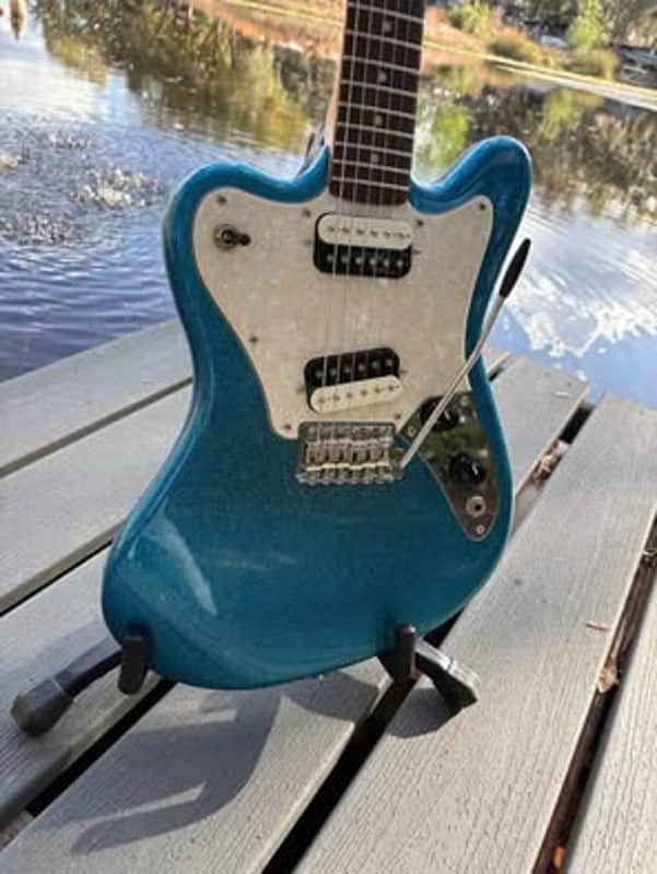 Squier Paranormal Super-Sonic 2021 - Present - Blue Sparkle | Reverb