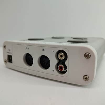 TASCAM US-122L USB Audio Interface 2010s - Silver image 3