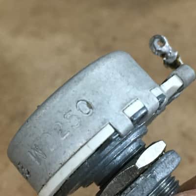 Vintage WD Music 1993 Potentiometer 250K Ohms 4 Fender Strat Wiring Harness Pot image 5