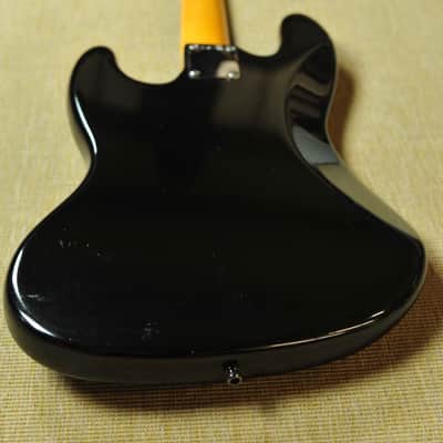 Fender 1962 American Vintage Reissue Jazz Bass - 62 AVRI - Black image 10