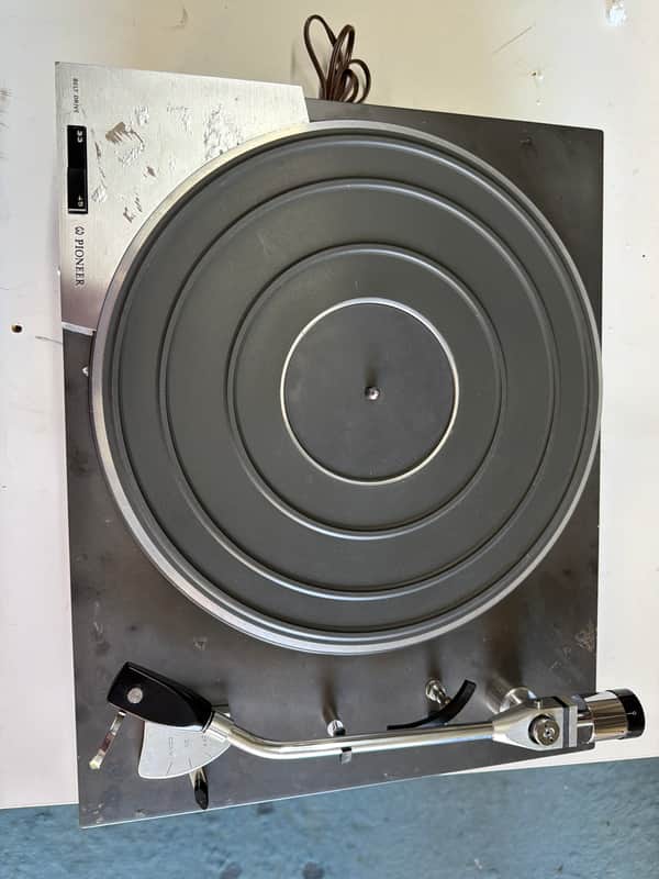 Pioneer PL41 1970-1973 - Black image 1