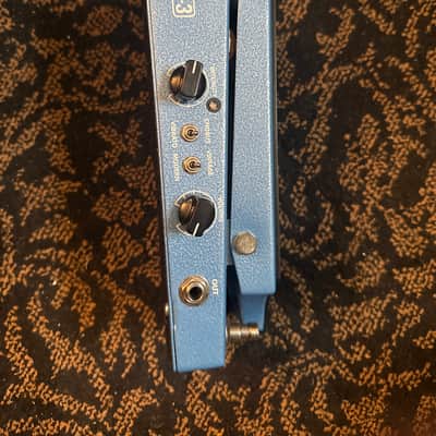 Fulltone Mini Deja Vibe MDV-3 2010s - Blue image 2