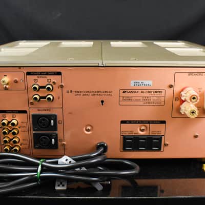 Sansui AU-α907 Limited Integrated amplifier in Excellent condition