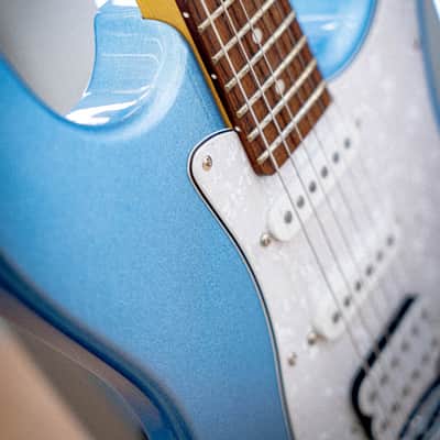 G&L Tribute Legacy HSS Lake Placid Blue RW image 5