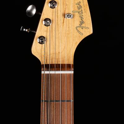 Fender Vintera '60s Stratocaster 3-Tone Sunburst-MX19035086 image 14