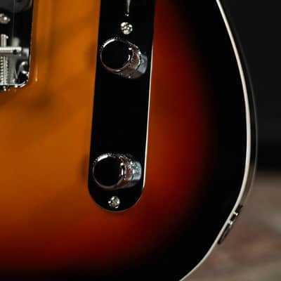 Fender Limited Edition Vintera III Early '60s Custom Telecaster Electric Guitar - 3-Color Sunburst with Gig Bag image 10