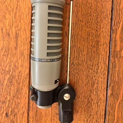 Immagine Electro-Voice RE20 Cardioid Dynamic Microphone 1968 - Present - Gray - 3