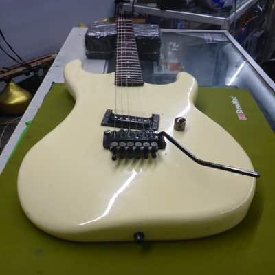 Kramer Player Grade Baretta I : Leveled ,Crowned & Dressed Frets 1985 - white image 13