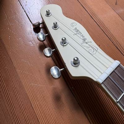 Fender Limited edition Zuma concert Ukulele 2020s - Olympic White image 4
