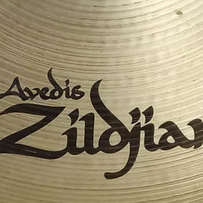 Zildjian A 18" Rock Crash 1399g image 3