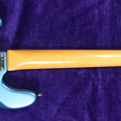 Fender Tony Franklin Unlined Fretless Precision, Lake Placid Blue / Ebony image 6