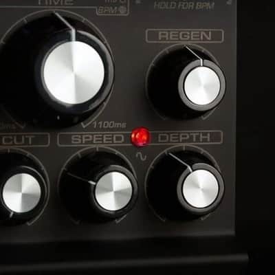 Suhr Dark Discovery Analog Delay Pedal image 5