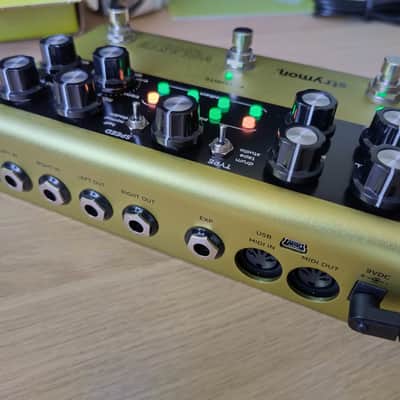 Strymon Volante Tape/Drum delay and looper pedal (boxed) image 8