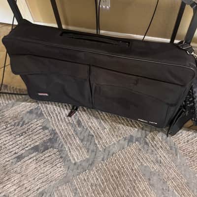 Gator GPT-PRO-PWR Pro Size Pedal Tote with Carry Bag & Power Supply 2010s - Black image 1