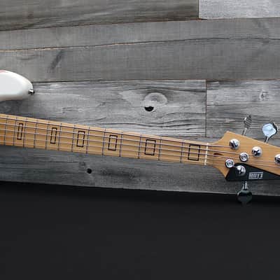 Henry's Lizard DB2-05 Dragon Aged White 2026 - White image 4