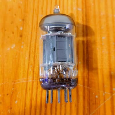 Amperex Bugle Boy - 12ax7 / ECC83 Vacuum Tube image 4