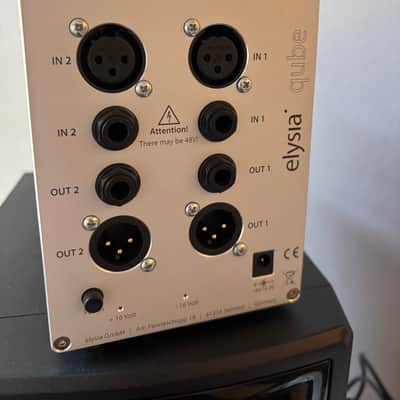 Elysia xpressor qube 500 Series Discrete Class-A Stereo Compressor in Powered Enclosure 2020 - 2021 - Blue image 2