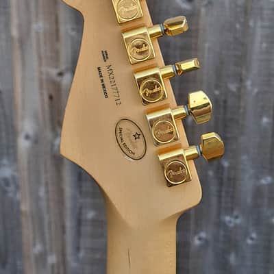 Fender FSR Tribute Stratocaster Fiesta Red (Limited Edition) Electric Guitar image 4