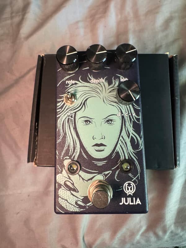 Walrus Audio Julia Chorus / Vibrato V2 2019 - Present - Purple image 1