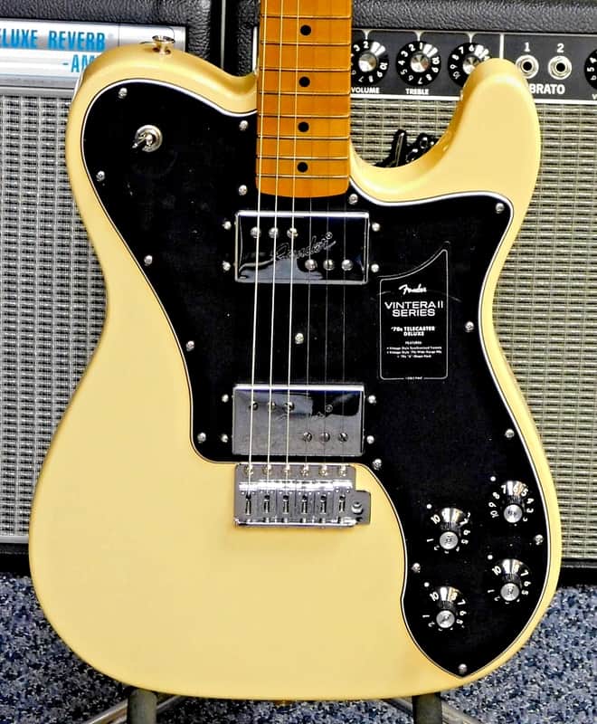 2025 Fender Vintera II '70s Telecaster Deluxe Electric Guitar! Vintage White! VERY NICE!!!