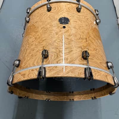 Mapex Saturn V - Natural Mapla Burl 18 x 22 image 4