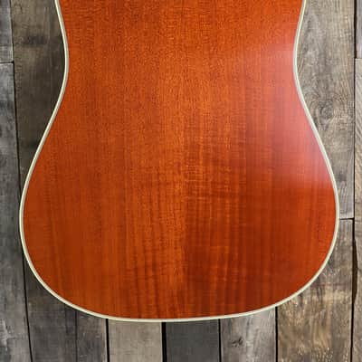 Custom Shop 1960 Hummingbird Fixed Bridge Heritage Cherry Sunburst Gibson image 8