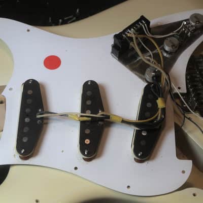 1993-1994 Fender Stratocaster ST-68R Jimi Hendrix Woodstock '68 Model - Olympic White image 10
