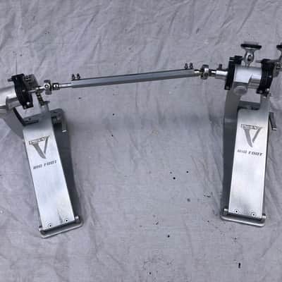Trick Pro 1 V Bigfoot chain drive double pedal image 1