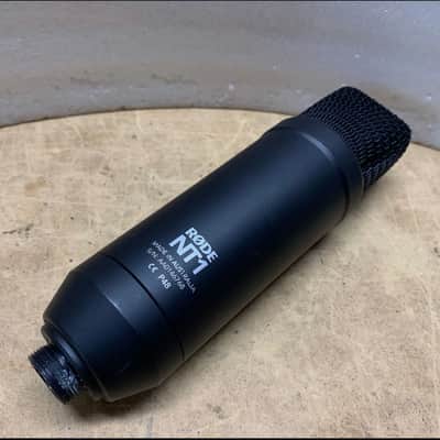 RODE NT- 1 MICROPHONE/ BLACK- MAKE OFFER! image 4