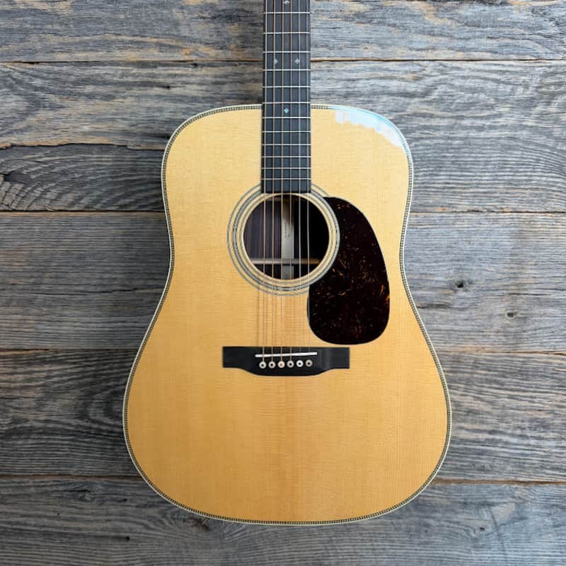 Martin HD-28 Standard Series Acoustic Guitar w/Case