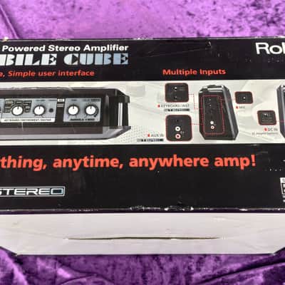 Roland mobile cube * Battery powered mobile amp * up to 15 hours running time * weighs only 2,5 kg * inputs for guitar, microphone, keyboards image 11