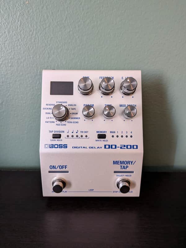 Boss DD-200