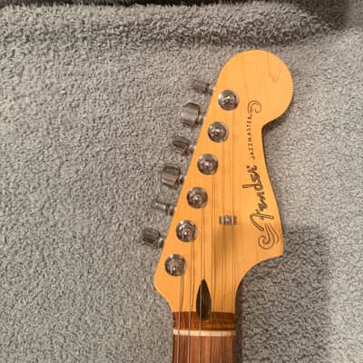 Fender Player Jazzmaster HH with Pau Ferro Fretboard 2018 - Present 3-Color Sunburst image 2