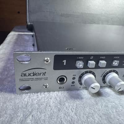Immagine Audient ASP800 8-Channel Microphone Preamp/ADC 2010s - Silver - 3