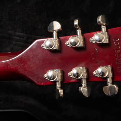 Gibson Les Paul Classic 2022 - Transluscent Red image 6