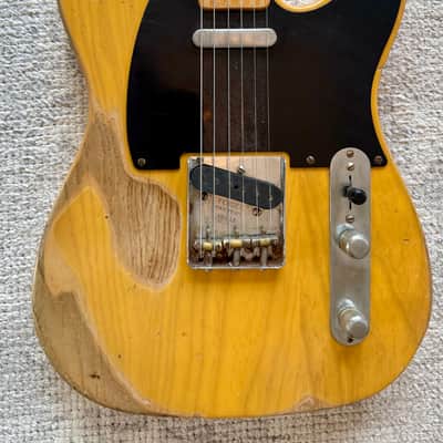 Fender ’52 American Vintage Telecaster Butterscotch Blonde w/ Tweed Case – Professionally Relic’d image 2