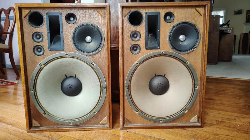 Sansui SP3000 speakers in excellent condition - 1970's