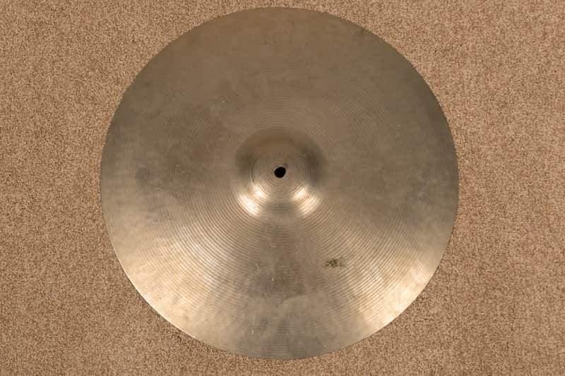 Vintage 18" Paiste Ludwig Standard Crash Cymbal 1328g image 1