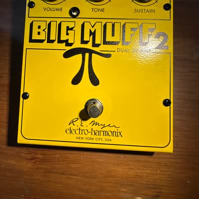 Electro-Harmonix / JHS Third Man Hardware Big Muff 2 Dual Op-Amp Fuzz 2026 - Yellow image 1