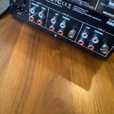Reloop RMX-10BT 2-Channel DJ Mixer with Bluetooth 2020 - Present - Black image 3
