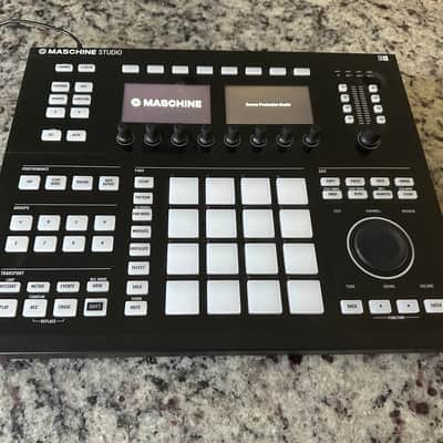 Native Instruments Maschine Studio – Excellent Condition – Original Box – Software Transfer Included image 4