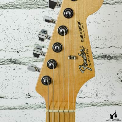 1994 Fender Duo Sonic Black w/gigbag image 6